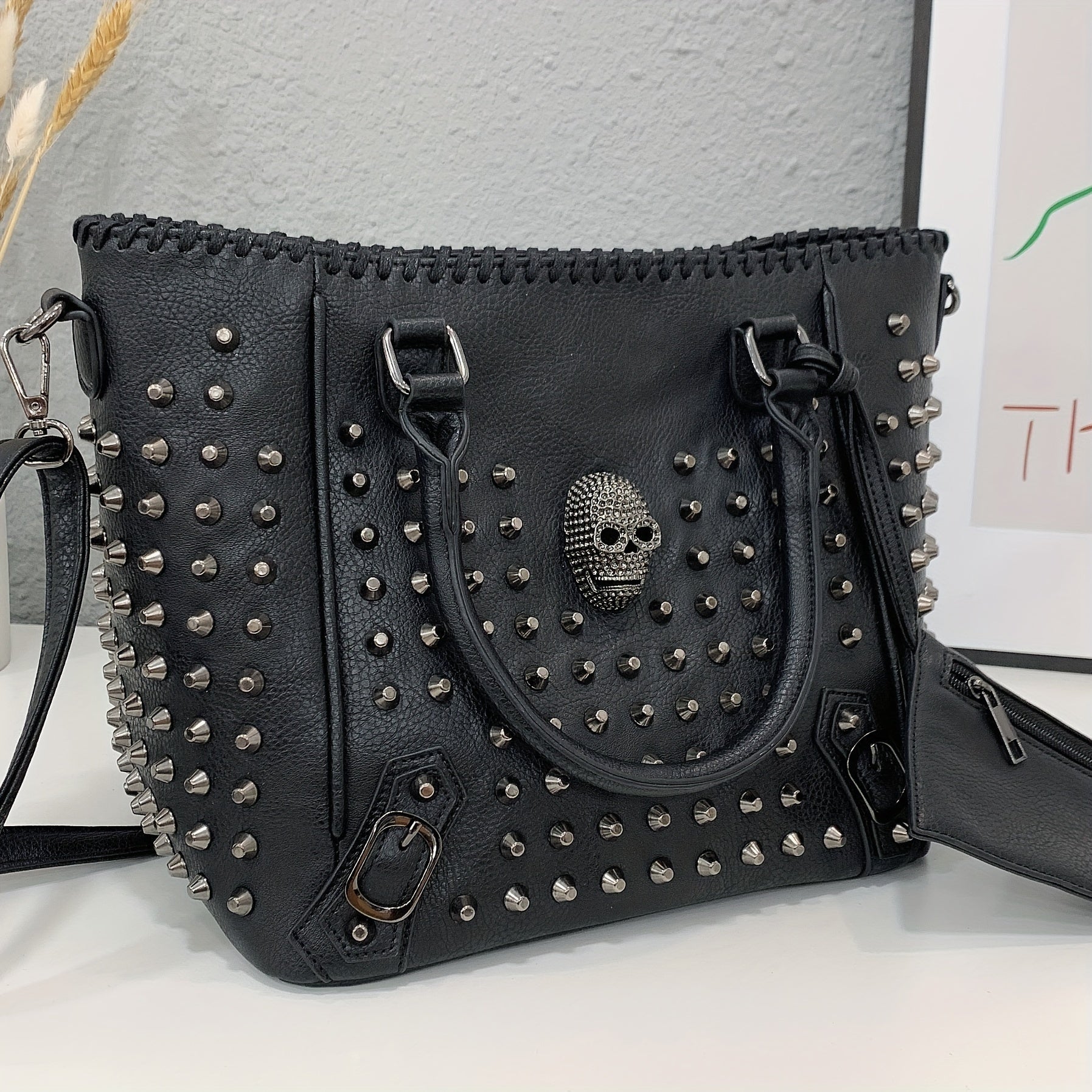 Load video: HalloweenWomens shoulder bag set with rivets and skull head steampunk style tote bag large capacity shoulder travel bag ideal choice for Halloween and daily use