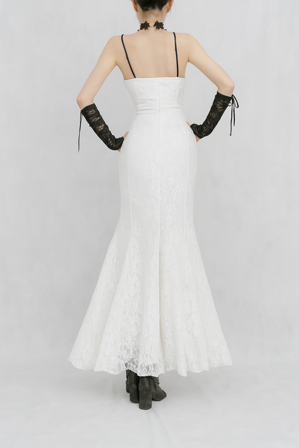 Lace Up Fish Tail Gothic Dress for Modern Goth Style Lace Up Fish Tail Gothic Dress for Modern Goth Style