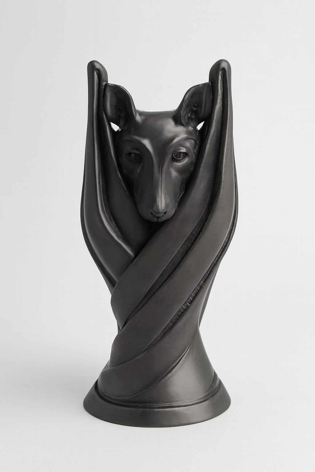 1pc Retro Gothic Bat Pen Holder - Lightweight Desktop Organizer with Intricate Bat Design, Durable Plastic Pen Storage for Home Office, Unique Holiday & Graduation Gift for Family Friends, Bat Decor And Accessories, Elegant Swirl Base, Textured Surface